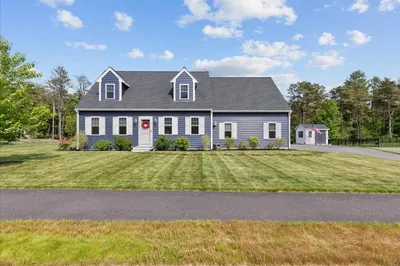44 Lower Elbow Pond Ln