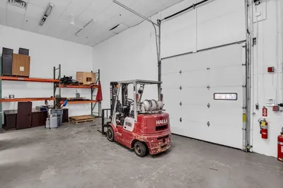 24 Westech Dr
