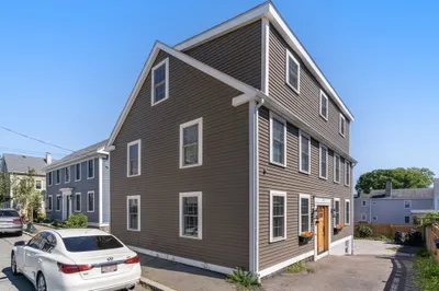 8 Osborne St #1 1
