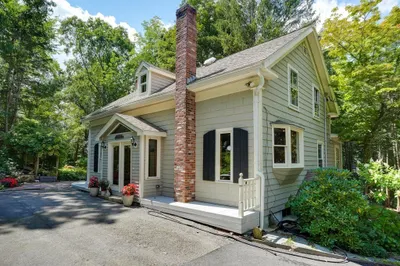 6 Hanover St