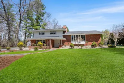 223 Chickering Road 1