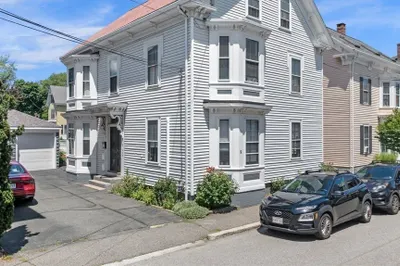 9 Boardman St #3 1