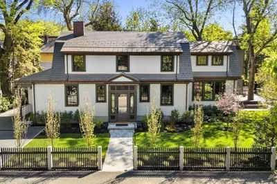 11 Brown Street 1
