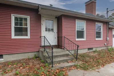 79 Burnham Rd