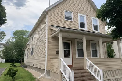 32 Harding Ave 1