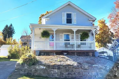 26 Adams Street