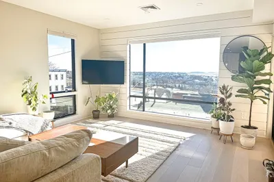 41 Gladstone St #2 1