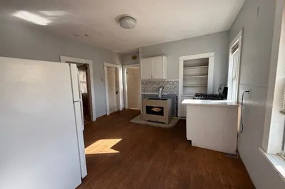 1 E Park Terrace #3