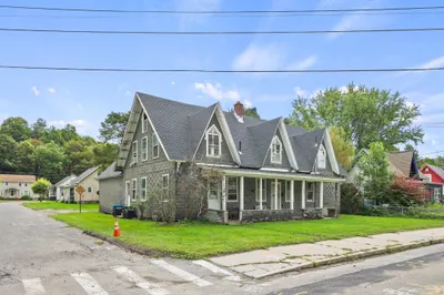 340-342 Wahconah St 1