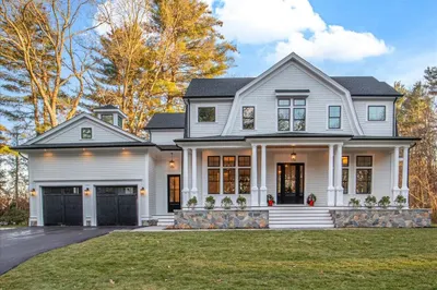 18 Sawyer Drive 1