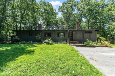 747 Lowell Rd