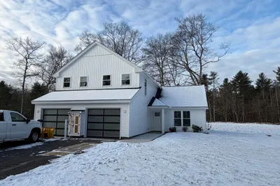 2 Barracks Road #2