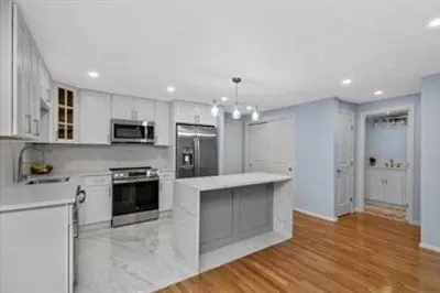 121 Tremont St #121 1