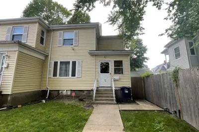 13 Whitman St #B 1