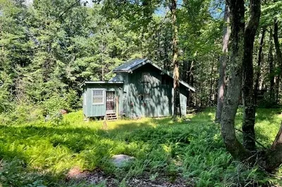 59 Gate Ln