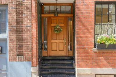 18 Melrose St #1