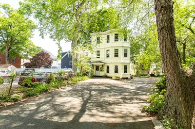51 Creighton Street #3 1