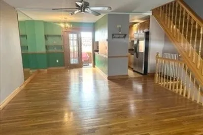 50 Gates St #1 1
