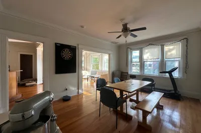 17 Englewood Ave #2