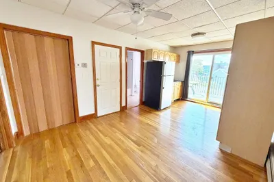 14 Cottage St #3