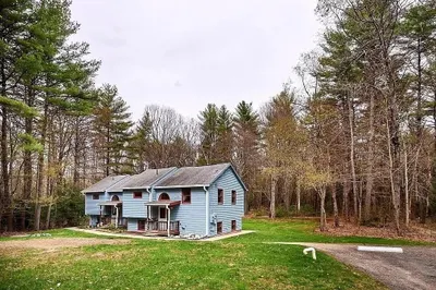 483 Montague Rd #1