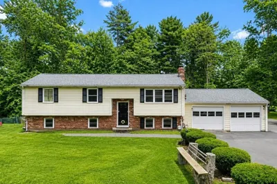36 Kalmia Rd