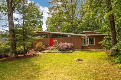 4 Rumford Rd