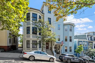 98 G St #4 1