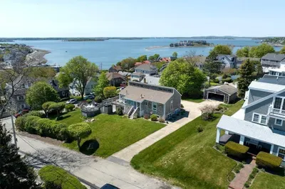 7 Bluff Road
