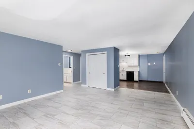 24-26 Inman Street #4 1