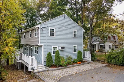 58 Westminster Ave #58