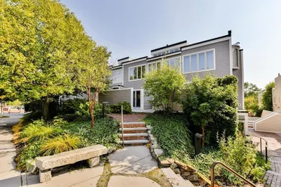 676 Huron Ave #4