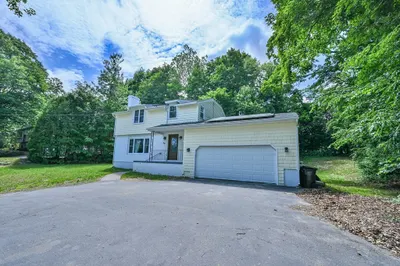 48 Central St 1