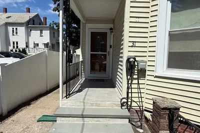 31 Ladd Street #31 1