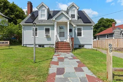 29 Olive Ave 1
