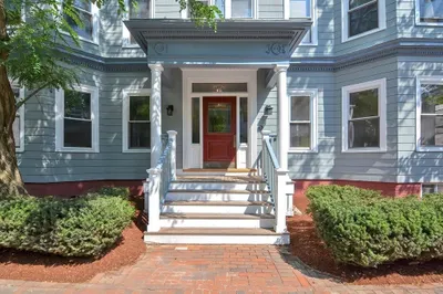 28 Inman St #2