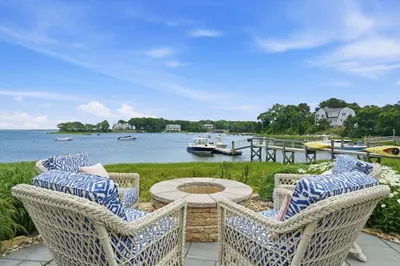 181 Daniels Island Road 1