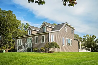 236 Williams St 1