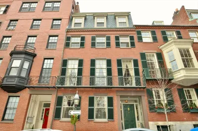 81 Pinckney St