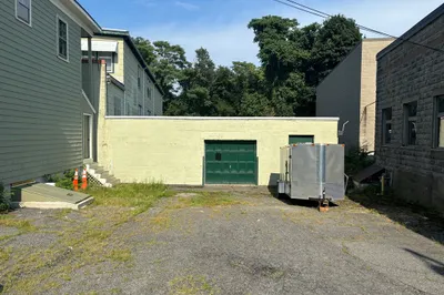 474 Main Street 1