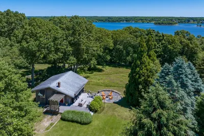 1404 Drift Road 1