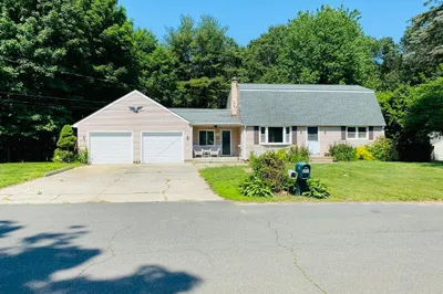 22 Woodside Cir 1