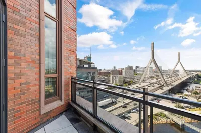 100 Lovejoy Place #12F