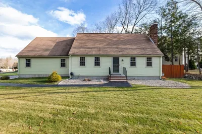 132 Salisbury Street 1