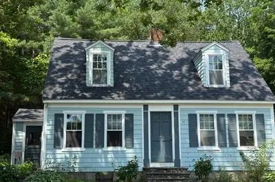 1592 Elm Street 1