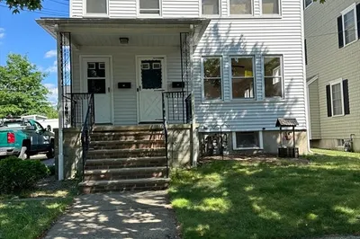 25 Charlotte Road #1