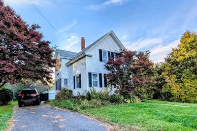 71 Linden St 1