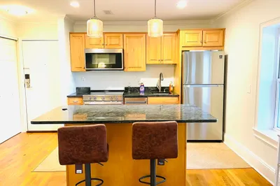416 Medford St #3