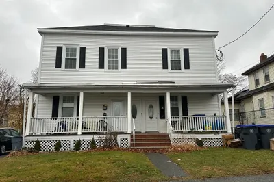 40 Chelmsford St #40