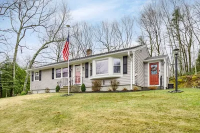 433 Quinapoxet St 1